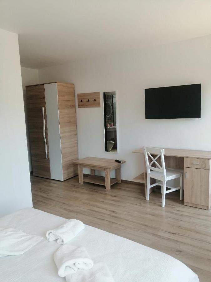 Aristocat Hotels Rasnov Extérieur photo