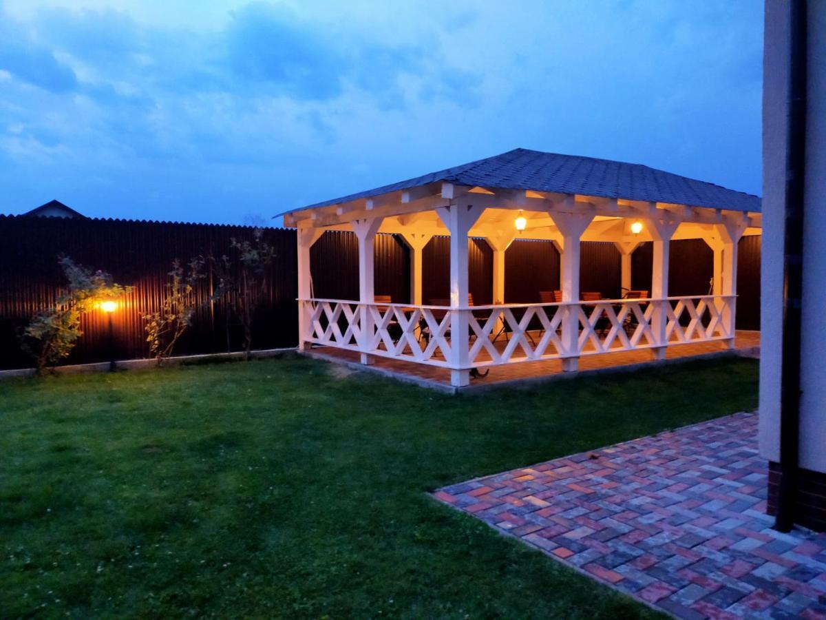Aristocat Hotels Rasnov Extérieur photo